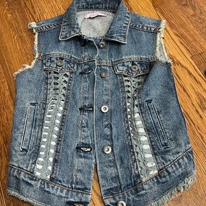 play six denim vest